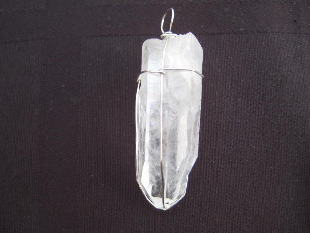 Quartz clear Pendant programmabitlity, amplification of one's intentions, clearing, cleansing, healing 1933